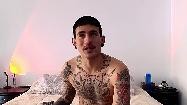 anika lowen02 online show from December 2024 03:21:01 PM