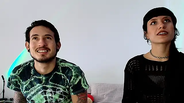 anika lowen02 online show from January 2025 04:37:01 PM