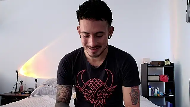 anika lowen02 online show from February 2025 03:05:02 PM