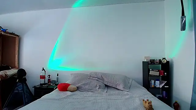 anika lowen02 online show from February 2025 02:02:01 PM