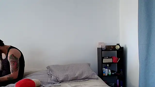 anika lowen02 online show from February 2025 03:15:02 PM