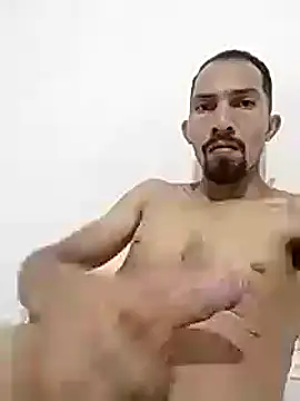 Emilio2034 online show from January 2025 01:31:01 AM