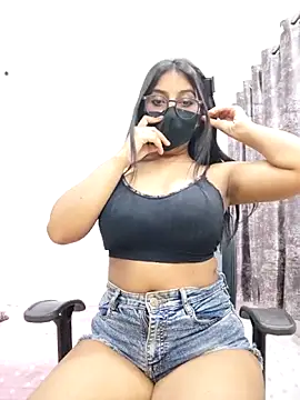 Snapshot of sanaya_baby chatting on October 2025 05:35:01 PM sanaya baby online show from October 2025 05:35:01 PM