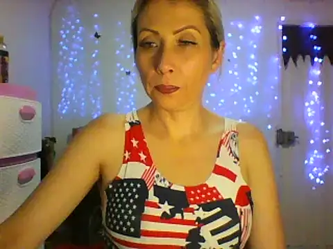 Snapshot of alixia81 chatting on February 2025 11:57:02 PM alixia81 online show from February 2025 11:57:02 PM