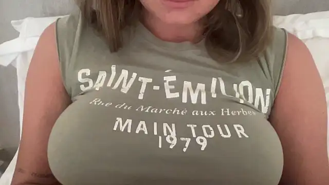 KaraLeee online show from March 2025 11:04:01 PM