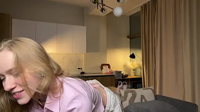 PollyAgata online show from June 2026 10:34:02 PM