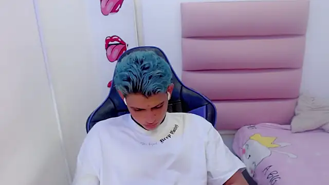 Yosepp  online show from January 2025 03:22:01 AM