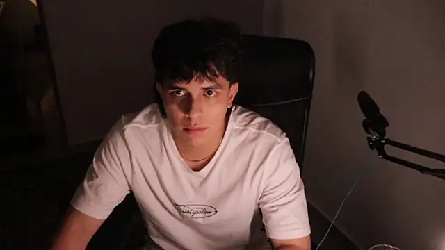 Tony Hoffa online show from November 2025 04:40:01 AM