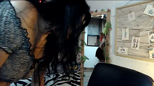 luna sky83 online show from February 2025 01:22:01 PM