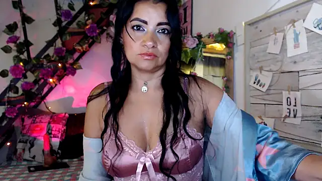 luna sky83 online show from June 2026 11:58:01 AM