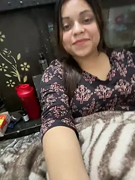 Snapshot of simmiiii chatting on February 2025 07:58:01 PM simmiiii online show from February 2025 07:58:01 PM