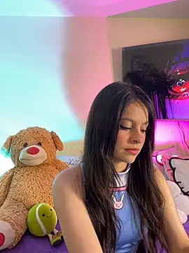 LucyEvans  online show from November 2025 03:18:02 AM