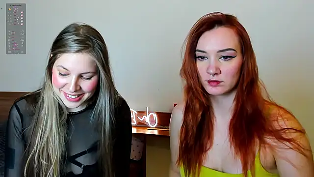 Snapshot of Annie_aww chatting on January 2025 09:46:02 PM Annie aww online show from January 2025 09:46:02 PM