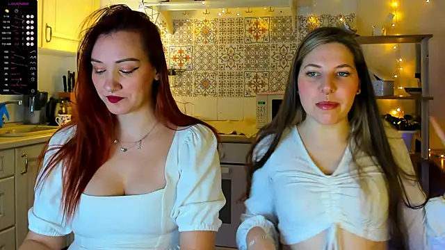 Snapshot of Annie_aww chatting on February 2025 08:35:02 PM Annie aww online show from February 2025 08:35:02 PM