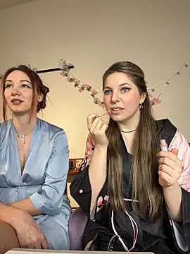 Snapshot of Annie_aww chatting on March 2025 09:21:01 PM Annie aww online show from March 2025 09:21:01 PM