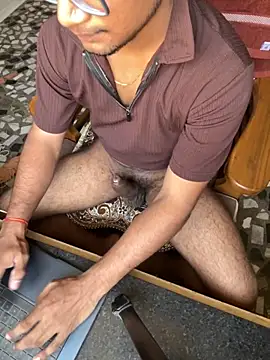 Snapshot of wild_x_predator chatting on October 2025 08:04:02 AM wild x predator online show from October 2025 08:04:02 AM