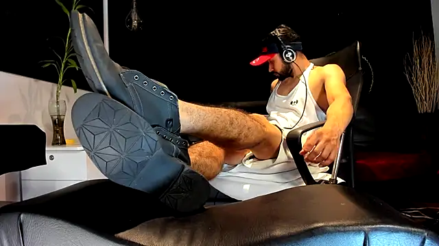 Snapshot of alessandro_wye chatting on November 2025 09:20:02 AM alessandro wye online show from November 2025 09:20:02 AM