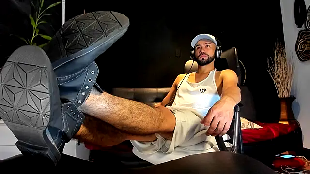 Snapshot of alessandro_wye chatting on November 2025 01:50:02 AM alessandro wye online show from November 2025 01:50:02 AM