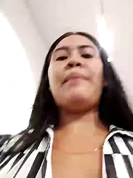 Miia grand online show from January 2025 05:51:02 PM