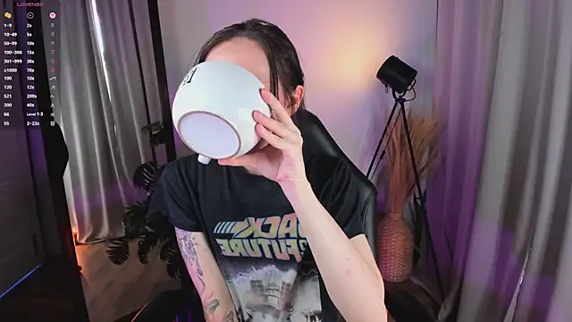Dearly kitty online show from May 2026 01:27:02 PM