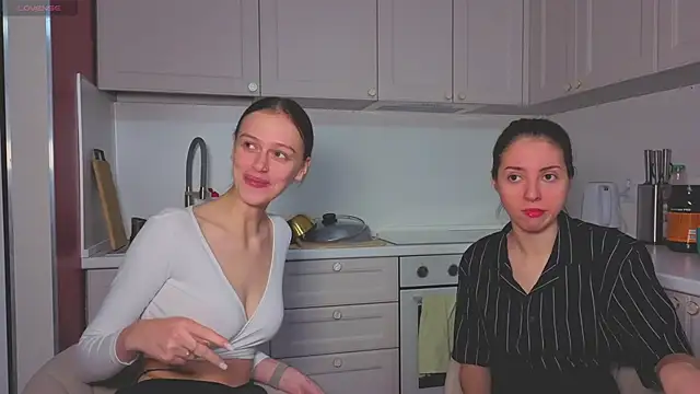 fcjuicy pussy online show from November 2025 10:54:01 AM