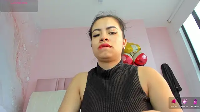 Snapshot of soyzarahtorres chatting on September 2025 05:29:02 PM soyzarahtorres online show from September 2025 05:29:02 PM