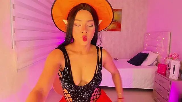 Snapshot of Keni_malf chatting on October 2025 03:37:02 AM Keni malf online show from October 2025 03:37:02 AM