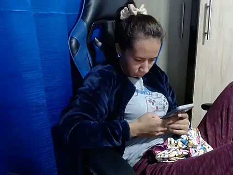 Erotic latina online show from March 2025 12:33:02 AM