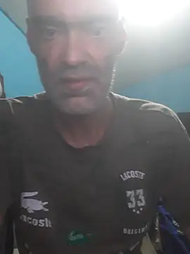 hugosafado333 online show from October 2025 04:54:01 AM