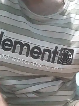 hugosafado333 online show from October 2025 05:50:02 AM