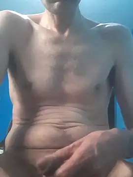 hugosafado333 online show from December 2025 03:40:02 PM