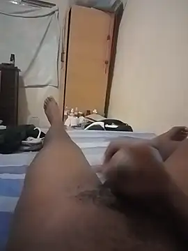 izinjamfee2 online show from February 2026 10:28:02 PM