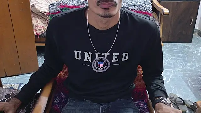 Snapshot of Habibi_big_b chatting on May 2026 08:00:01 AM Habibi big b online show from May 2026 08:00:01 AM