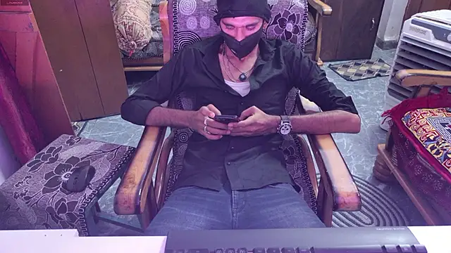 Snapshot of Habibi_big_b chatting on June 2026 06:50:01 PM Habibi big b online show from June 2026 06:50:01 PM