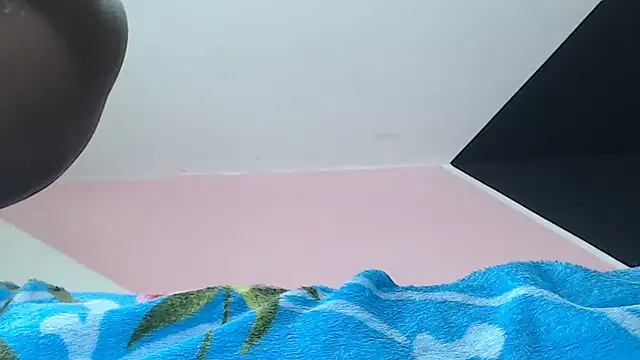 Snapshot of Lusexyy chatting on December 2024 03:06:01 PM Lusexyy online show from December 2024 03:06:01 PM