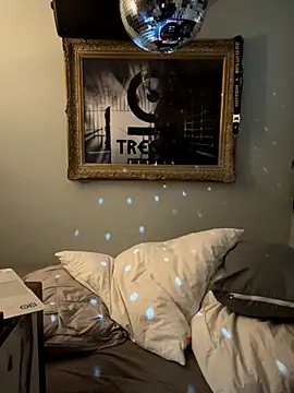 Snapshot of pillepallex84x chatting on October 2025 03:39:02 AM pillepallex84x online show from October 2025 03:39:02 AM