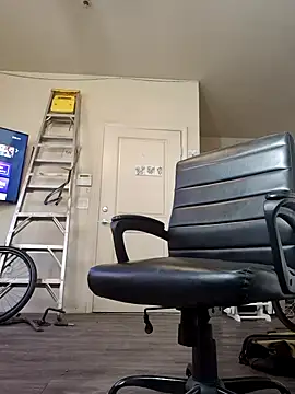 Snapshot of lit702 chatting on March 2026 10:04:01 PM lit702 online show from March 2026 10:04:01 PM