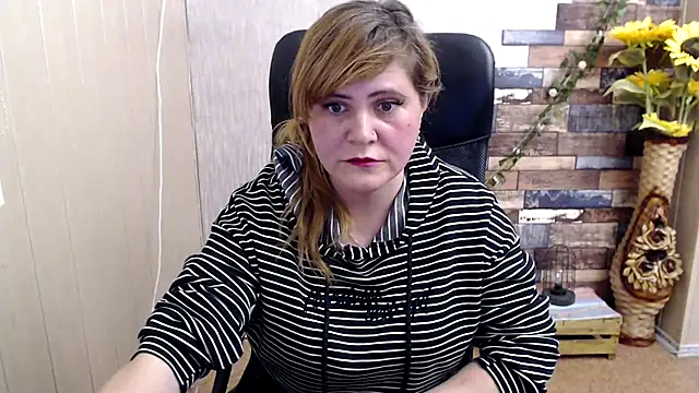 Snapshot of DaniellaKiss chatting on March 2025 05:37:01 PM DaniellaKiss online show from March 2025 05:37:01 PM