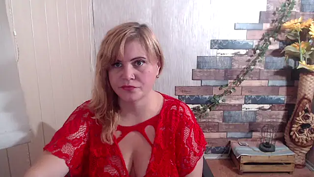 Snapshot of DaniellaKiss chatting on September 2025 08:14:02 AM DaniellaKiss online show from September 2025 08:14:02 AM