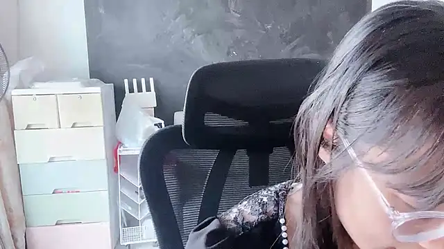 Honey-cici online show from November 2025 08:59:02 AM