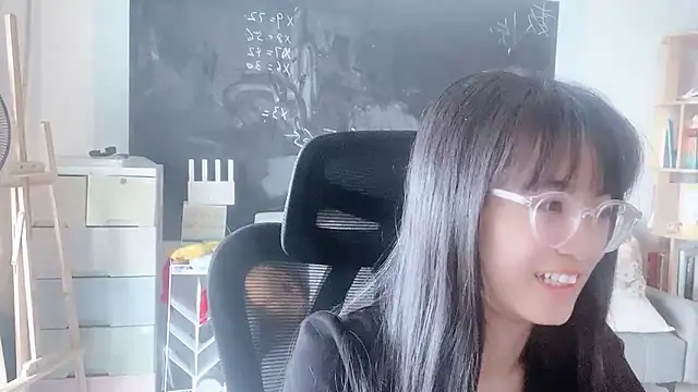 Honey-cici online show from December 2025 07:24:01 AM