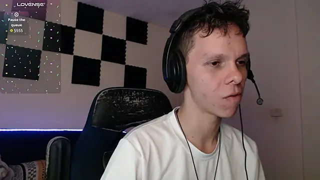 bryamado69 online show from November 2025 12:22:02 AM