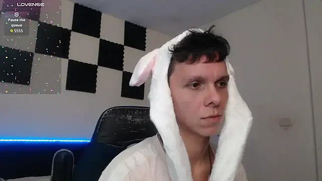 bryamado69 online show from November 2025 05:11:01 AM