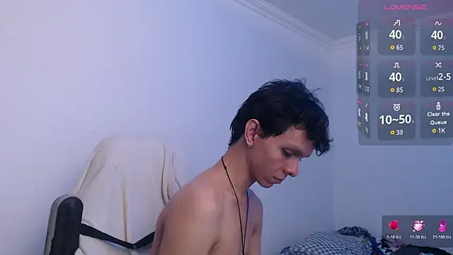 bryamado69 online show from April 2026 01:09:02 PM