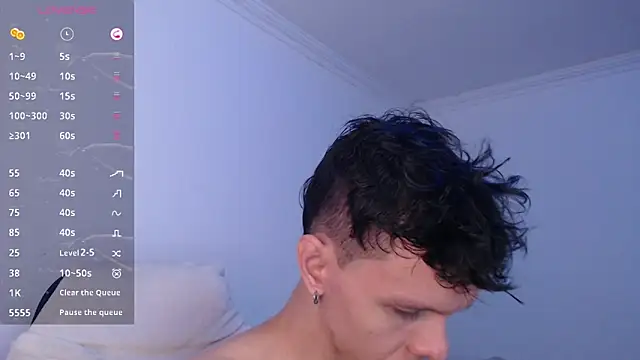 bryamado69 online show from June 2026 02:33:02 PM