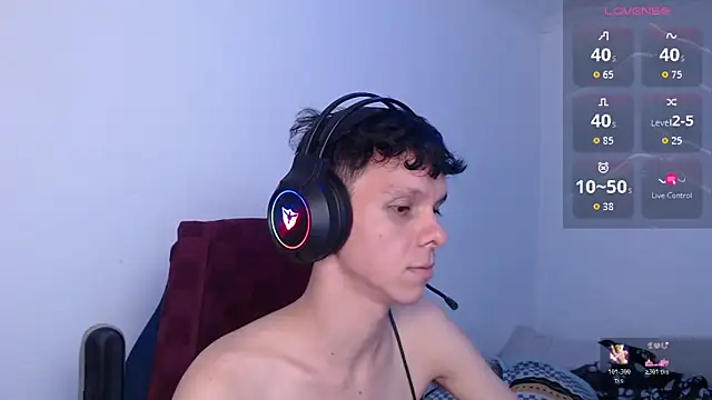 bryamado69 online show from June 2026 06:32:02 PM