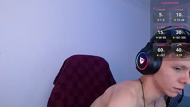 bryamado69 online show from June 2026 03:40:02 AM