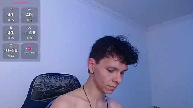 bryamado69 online show from June 2026 01:39:02 PM