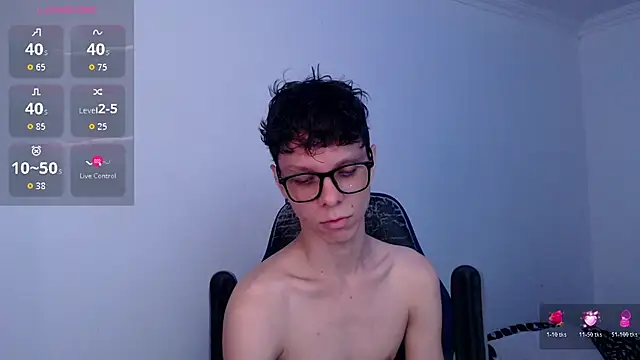 bryamado69 online show from July 2026 12:35:01 PM