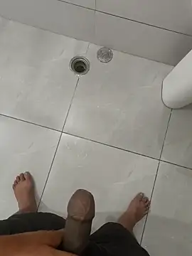 Snapshot of Gururonny07 chatting on November 2025 12:32:01 AM Gururonny07 online show from November 2025 12:32:01 AM